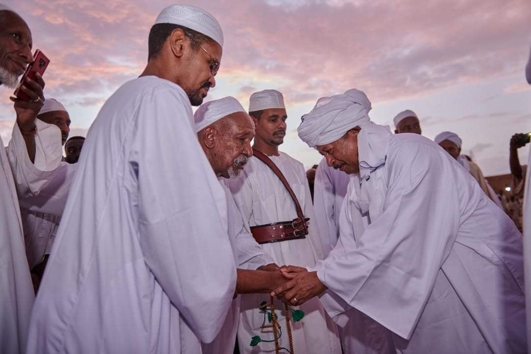 حمدوك يزور مسيد الشيخ الياقوت