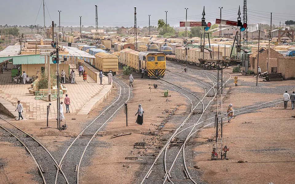 محطة سكة حديد عطبرة