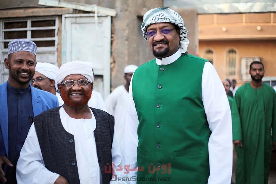 شيخ الأمين والشيخ محمد مصطفى عبد القادر